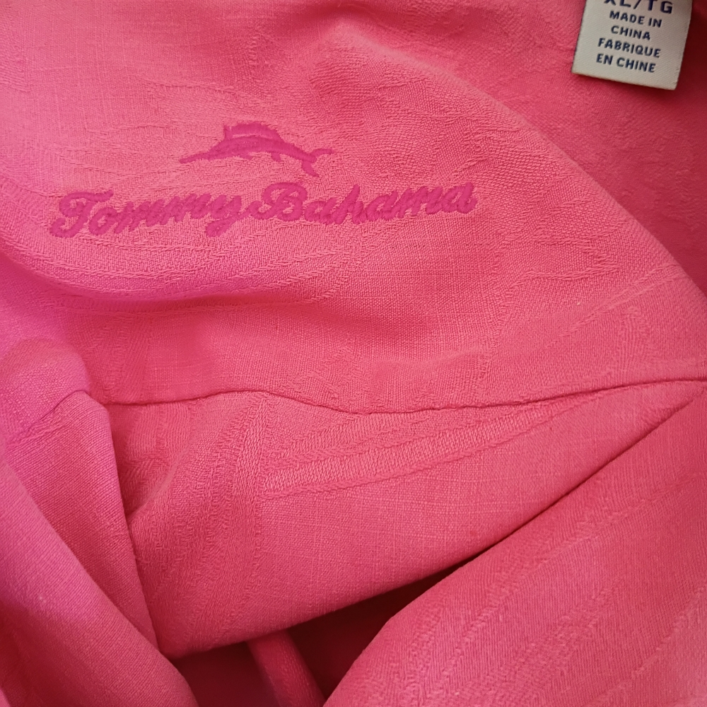 Tommy Bahama Vibrant Pink Shirt with Shell Buttons. Embossed Palm Trees - Picture 2 of 7